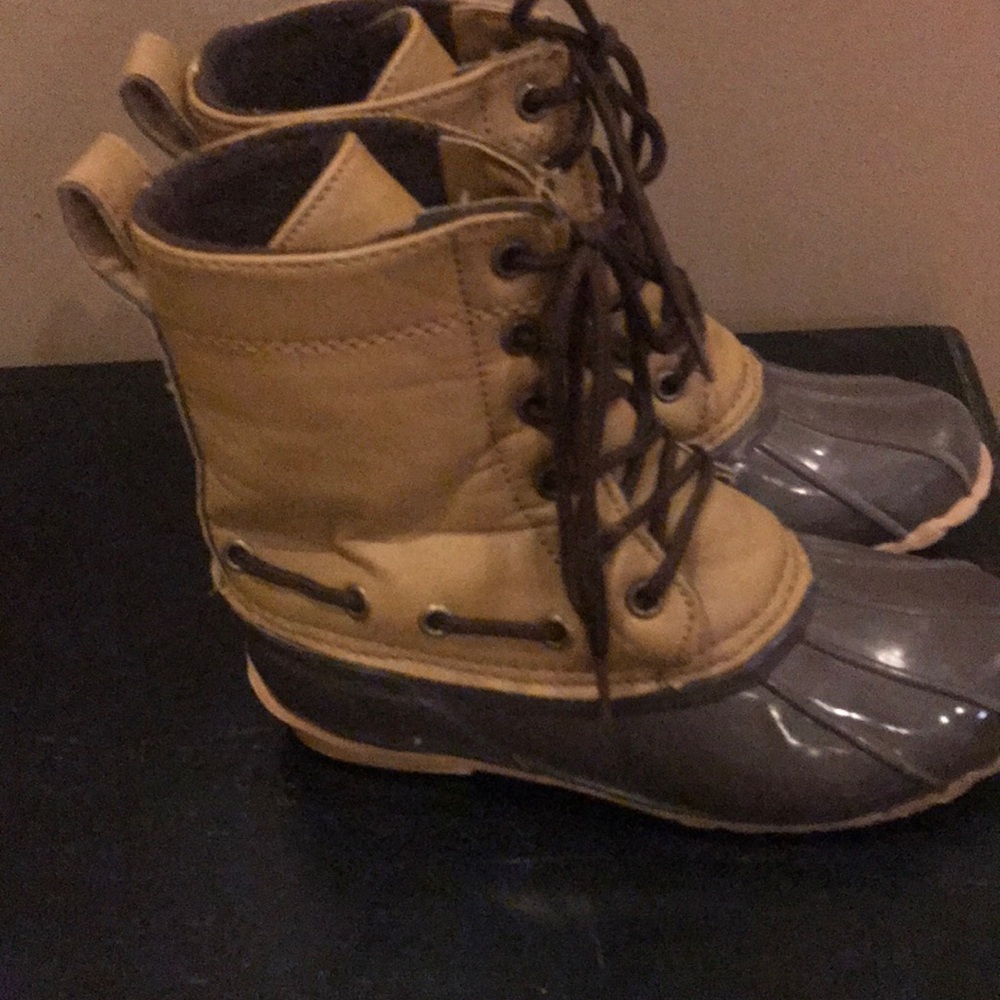 Duck shoes